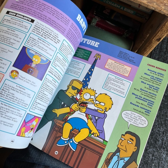 Vintage 2002 The Simpsons Beyond Forever First Edition Book - Picture 4 of 7